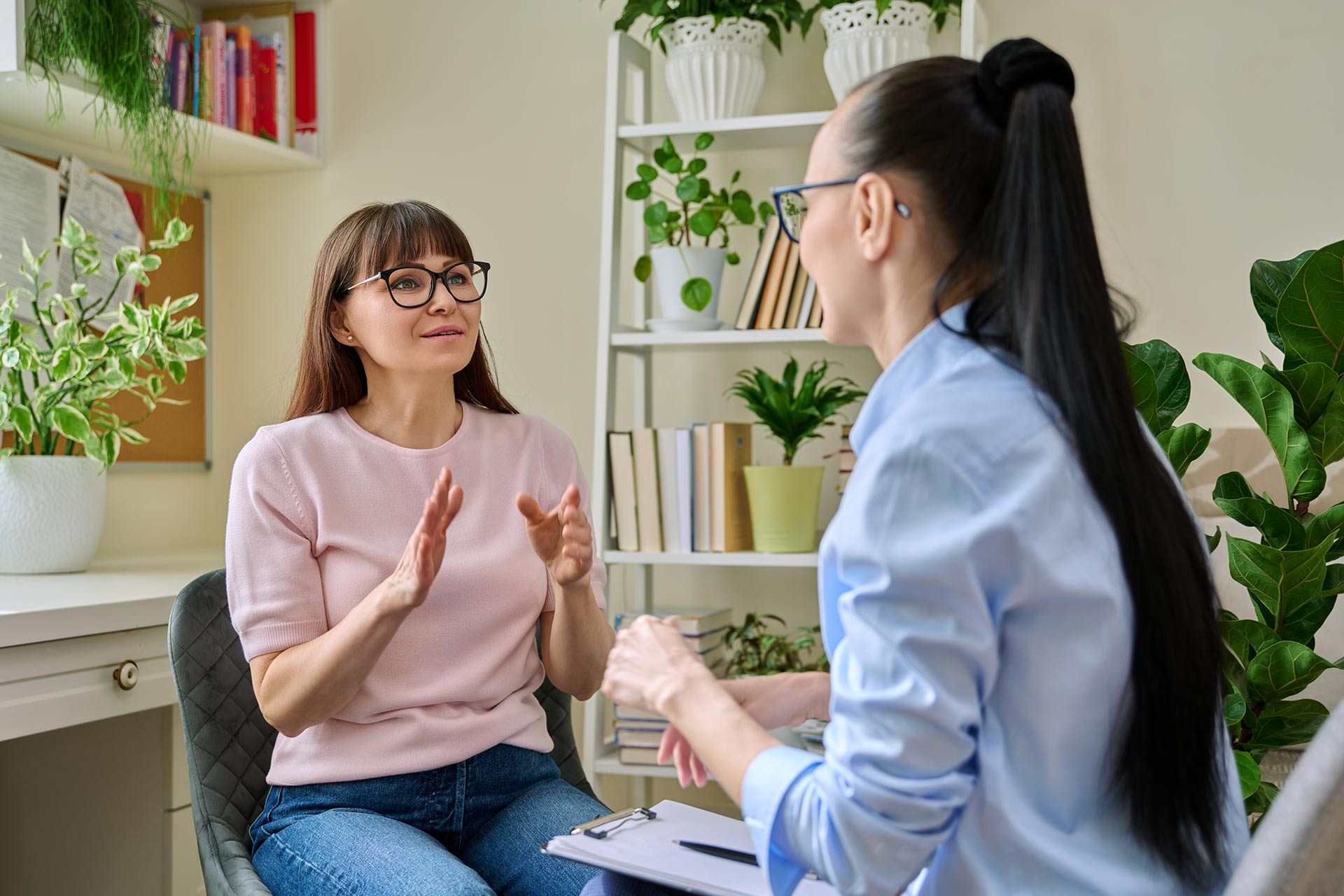 5 Signs You or a Loved One May Benefit From Intensive Home-Based Treatment